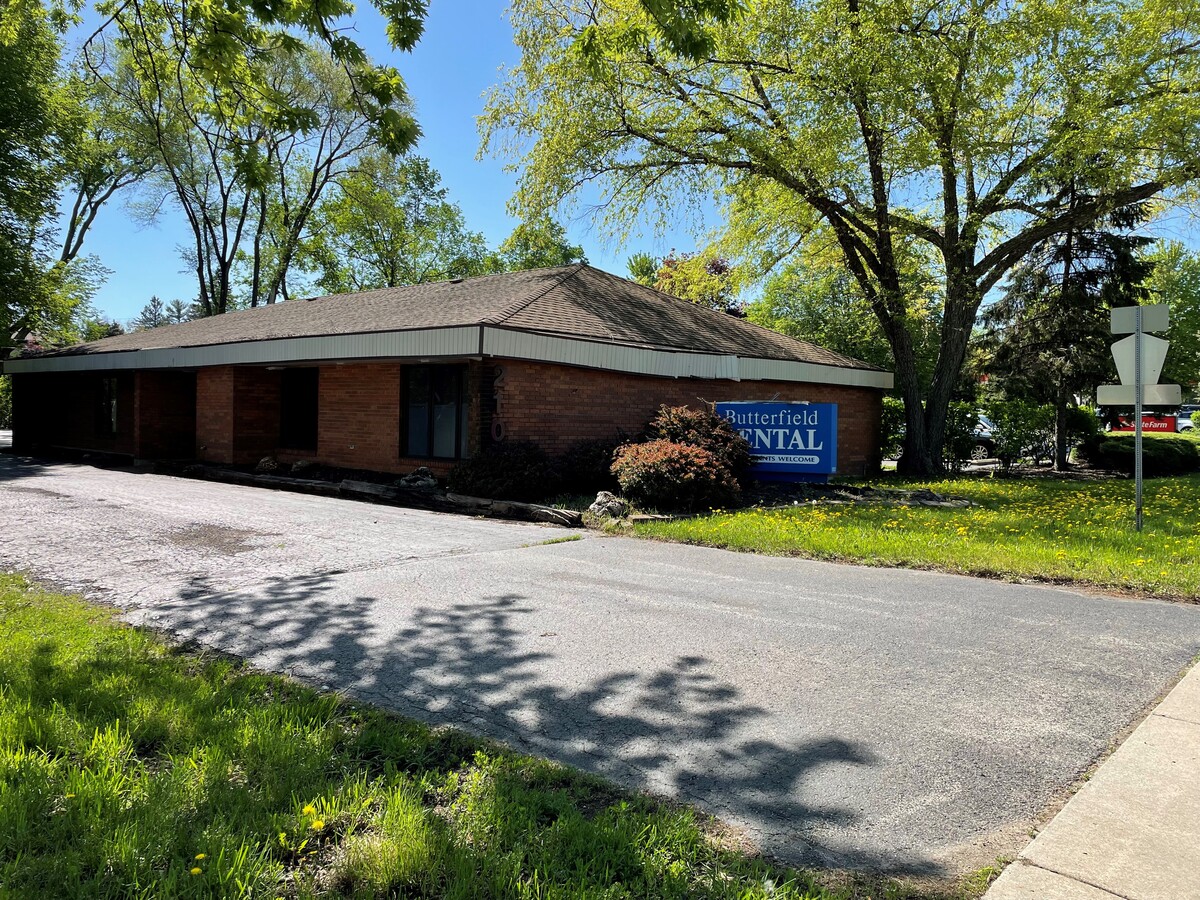 210 N Butterfield Rd, Libertyville, IL 60048 | LoopNet