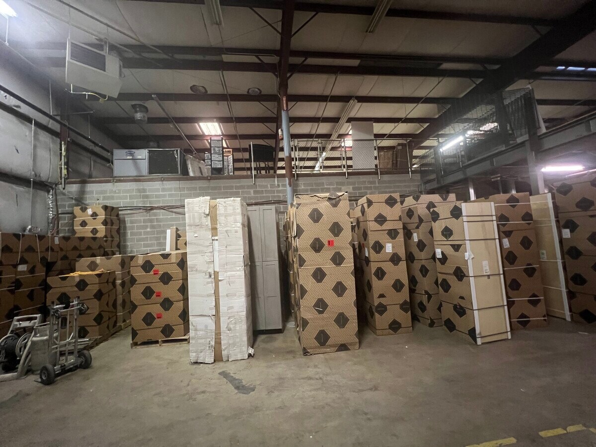 9208 Enterprise Ct, Manassas Park, VA 20111