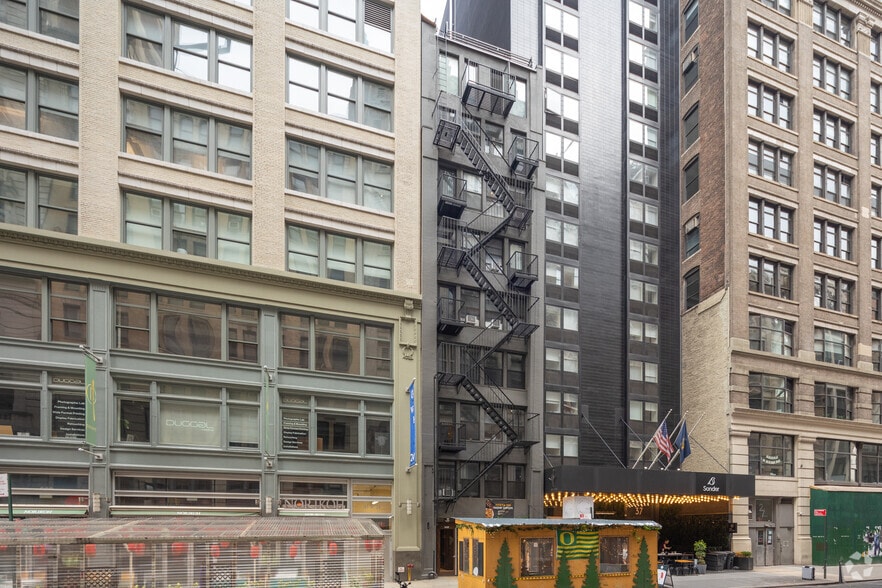 41 W 24th St, New York, NY for lease - Building Photo - Image 1 of 5