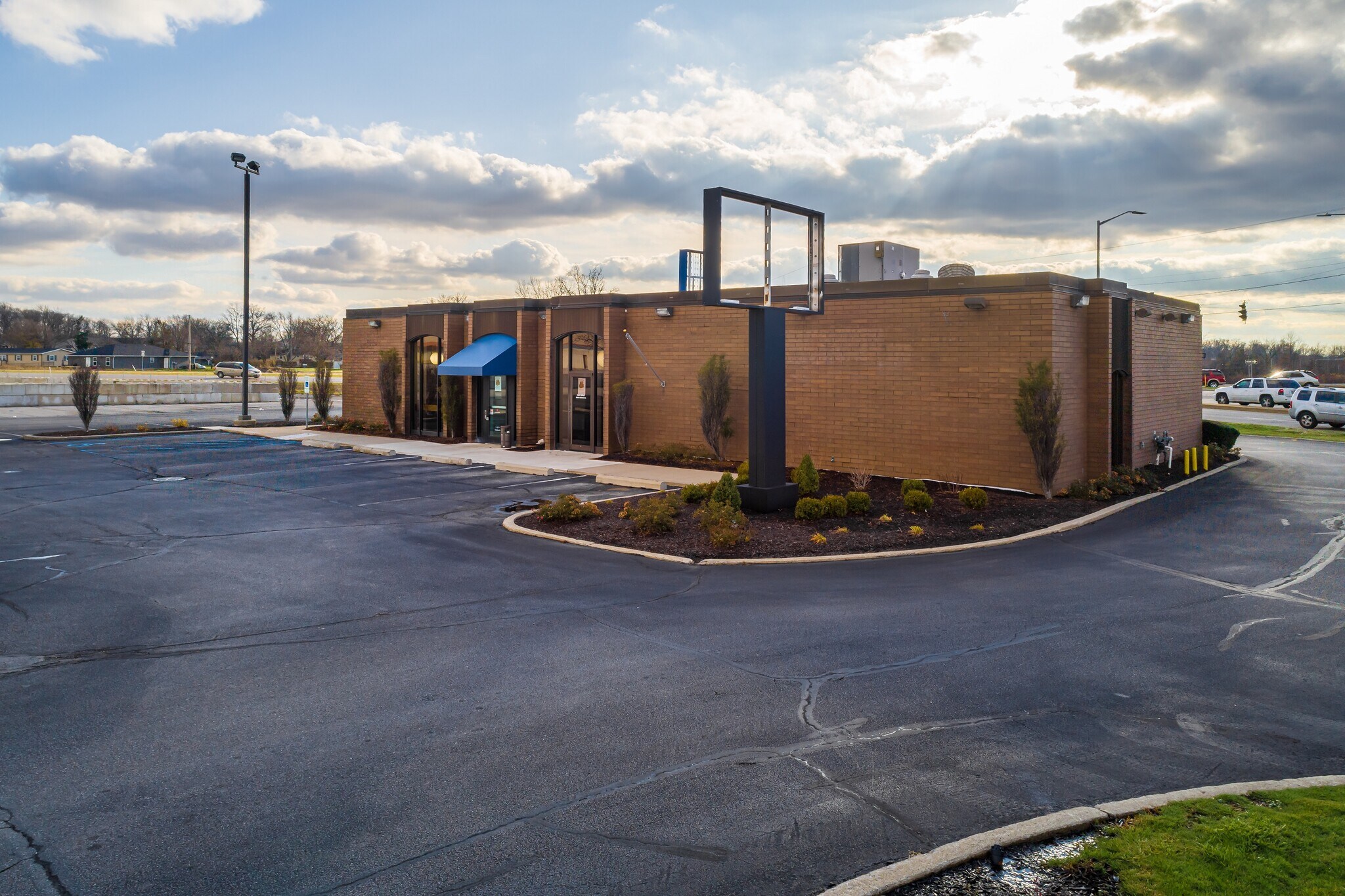 7607 S Anthony Blvd, Fort Wayne, IN for sale Building Photo- Image 1 of 1