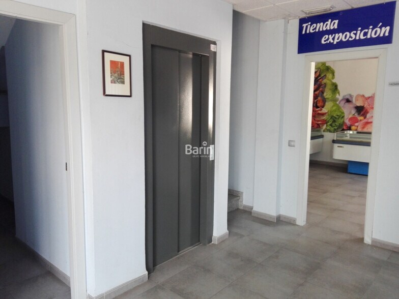 Industrial in Córdoba, Córdoba for sale - Building Photo - Image 2 of 23