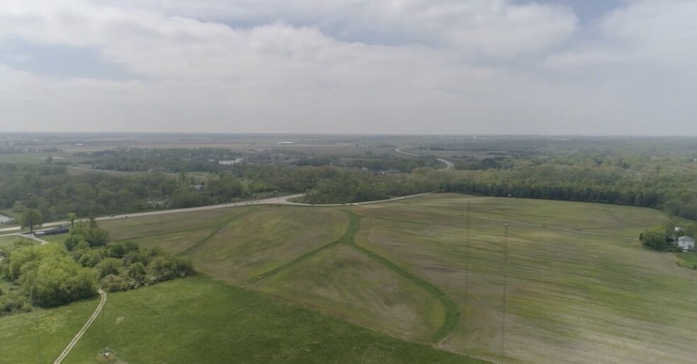 I-55 & Route 143, Edwardsville, IL for sale - Aerial - Image 1 of 7