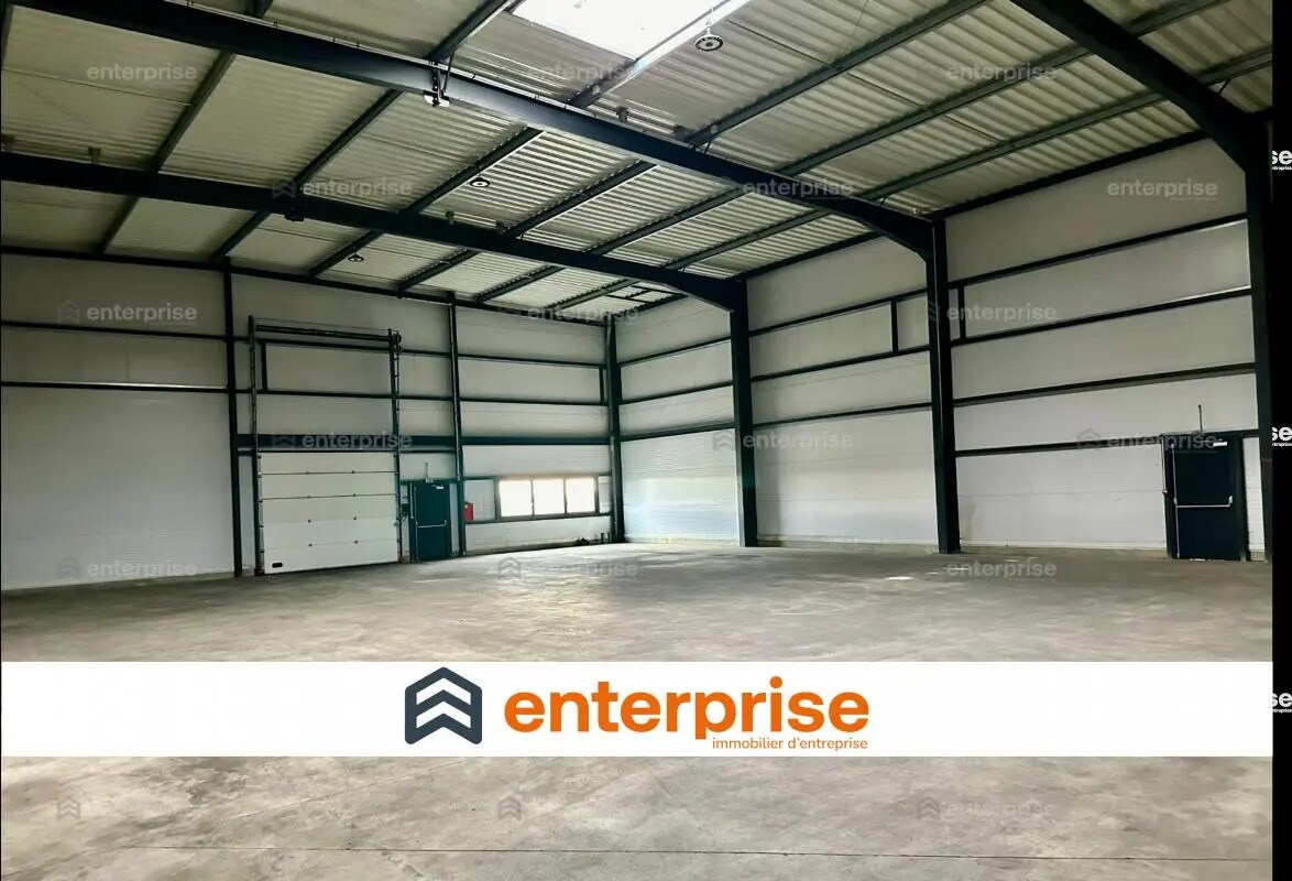 Flex in Albert for lease Interior Photo- Image 1 of 5