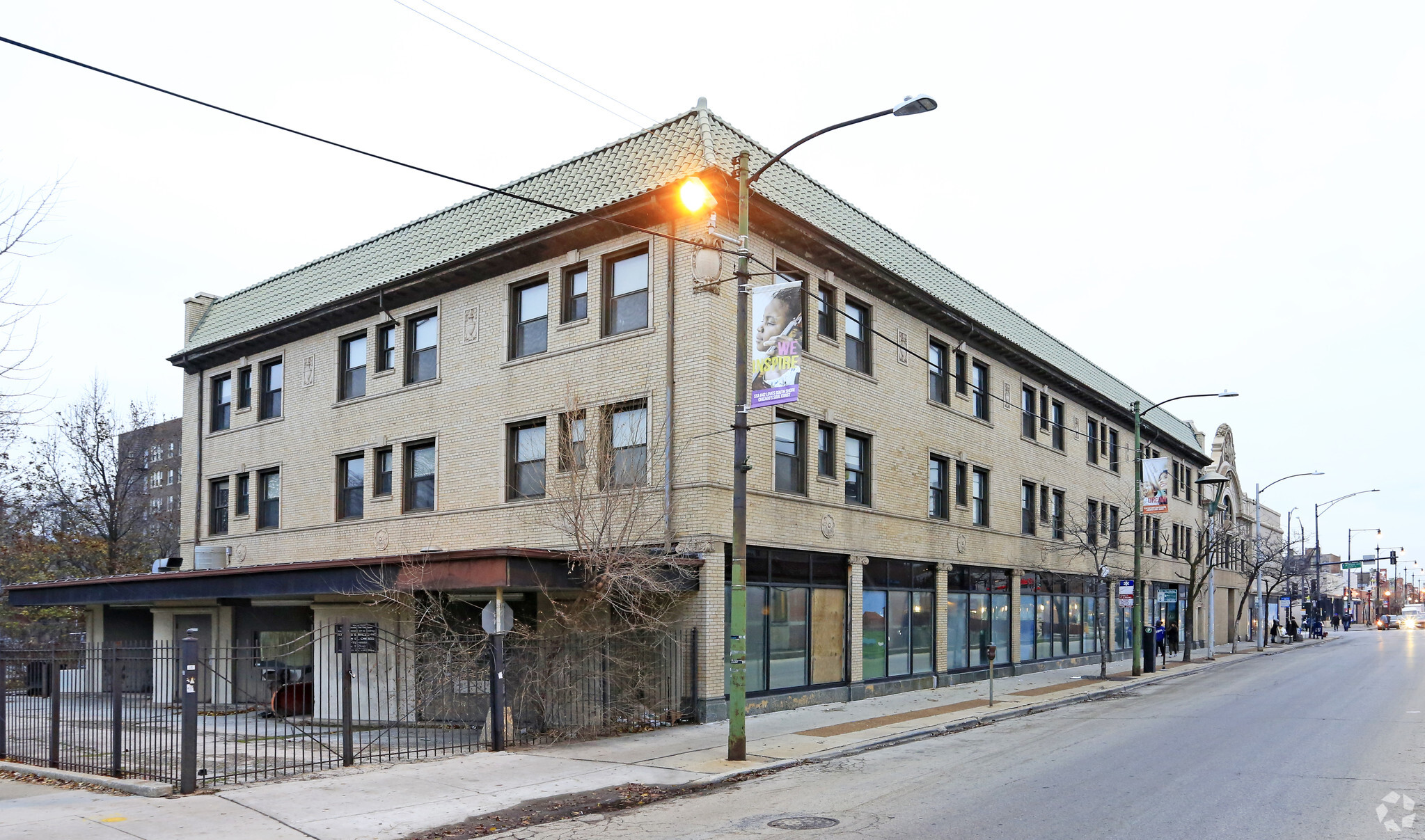 7054 S Jeffery Blvd, Chicago, Il 60649 - Retail For Sale 