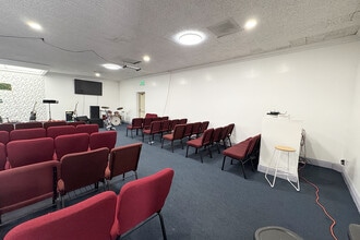 8227 Van Nuys Blvd, Panorama City, CA for lease Interior Photo- Image 2 of 7