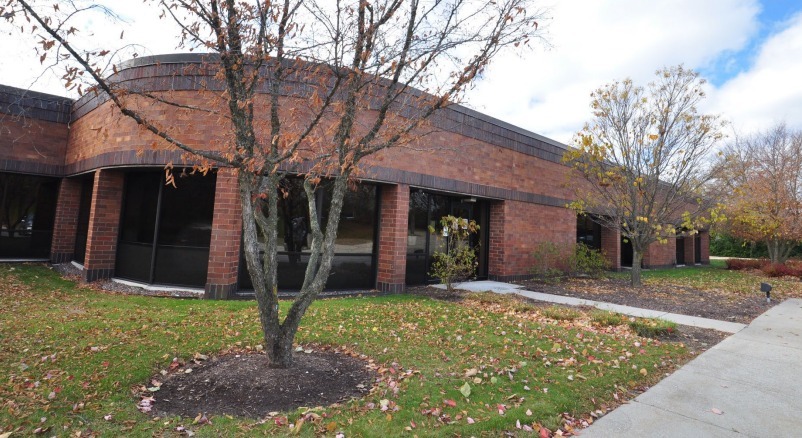 11425 W Lake Park Dr, Milwaukee, WI for sale - Building Photo - Image 1 of 1