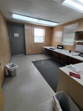 217 E Cama St, Charlotte, NC for lease Interior Photo- Image 2 of 17