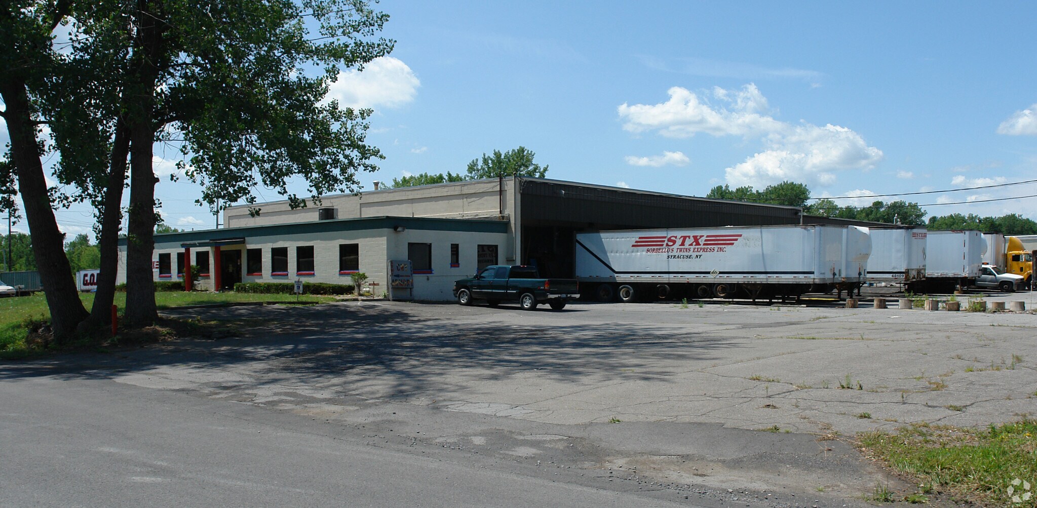 140 Falso Dr, Syracuse, NY for sale Primary Photo- Image 1 of 1