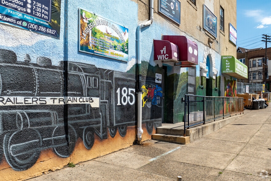 185 6th Ave, Paterson, NJ for lease - Building Photo - Image 2 of 7