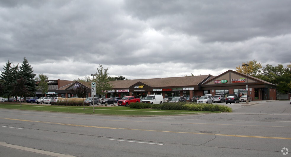 301 Fruitland Rd, Hamilton, ON for lease - Building Photo - Image 3 of 4