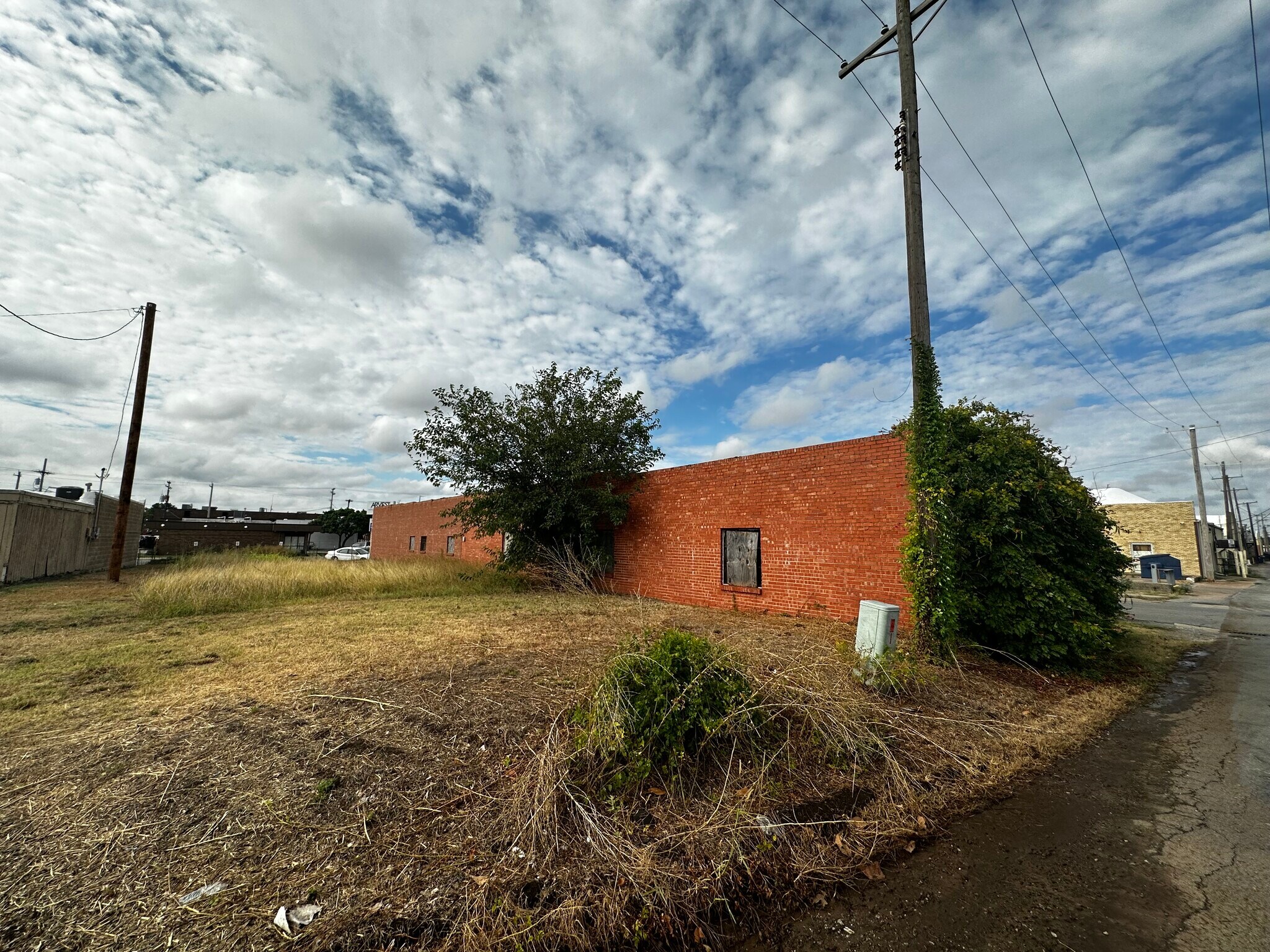 727 W Walnut Ave, Duncan, OK 73533 0.24/Ac of Land in Downtown Duncan