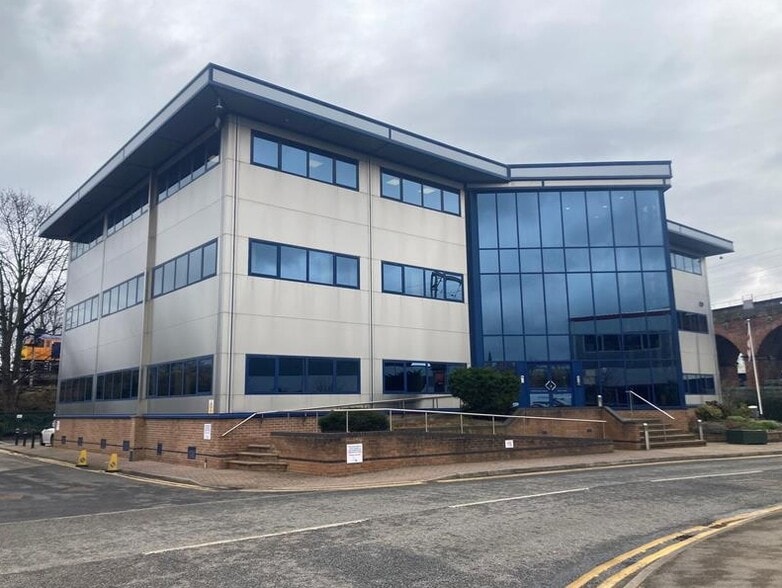 Turner Way, Wakefield for sale - Primary Photo - Image 1 of 1