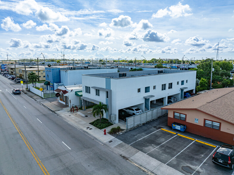 620 W 29th St, Hialeah, FL for sale - Building Photo - Image 2 of 23