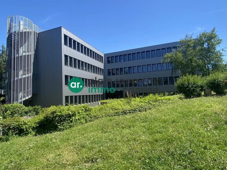 Office in Angers for sale - Building Photo - Image 3 of 4