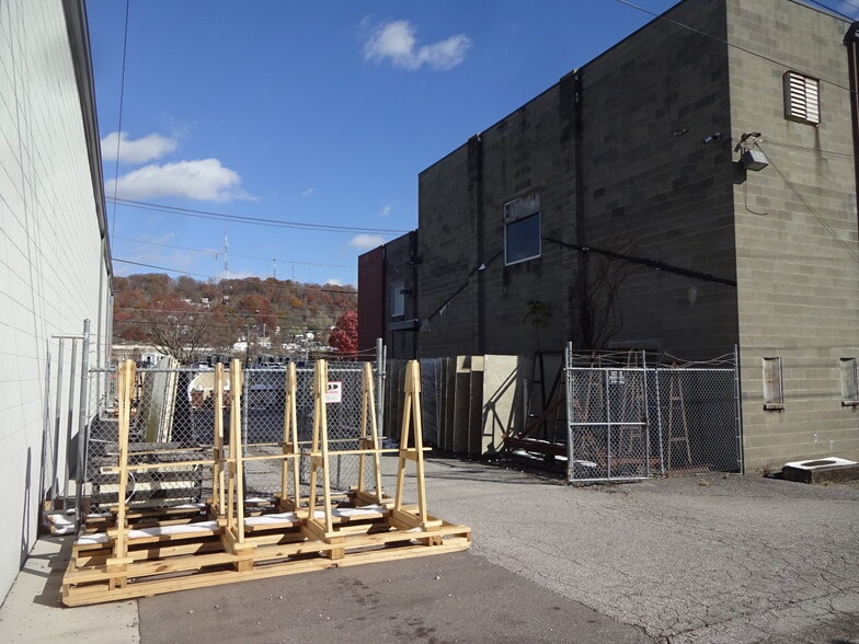 1605 4th Ave, Charleston, WV for sale - Building Photo - Image 3 of 11