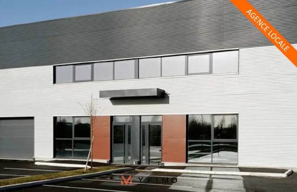 Location Local d'activités 756 m² - Photo 1