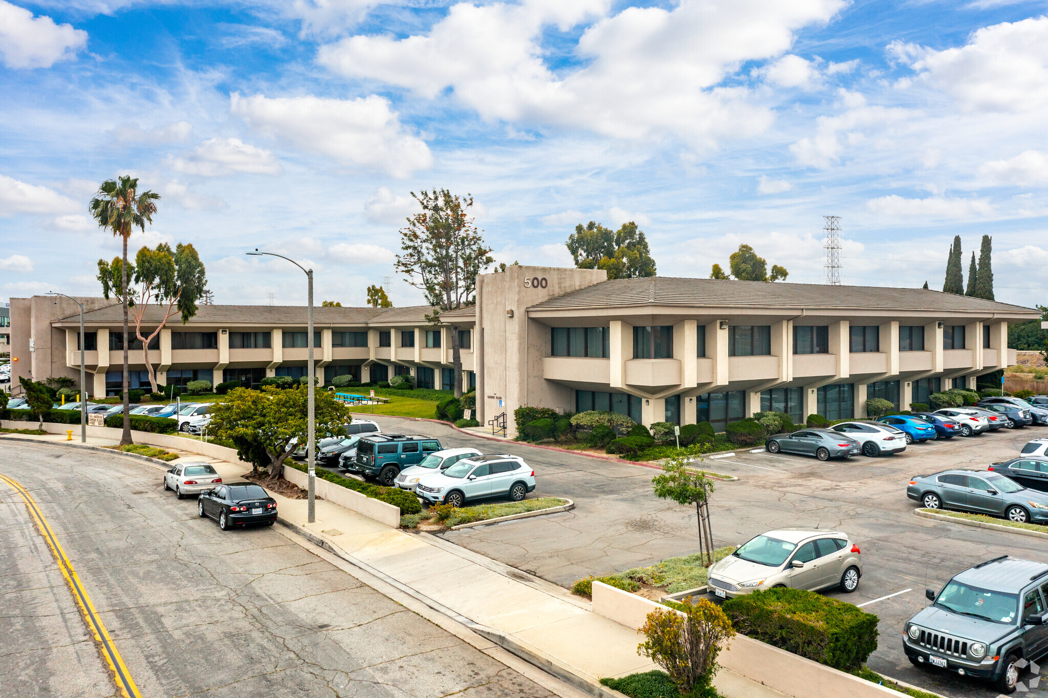 500 E Carson Plaza Dr, Carson, CA for lease Building Photo- Image 1 of 8