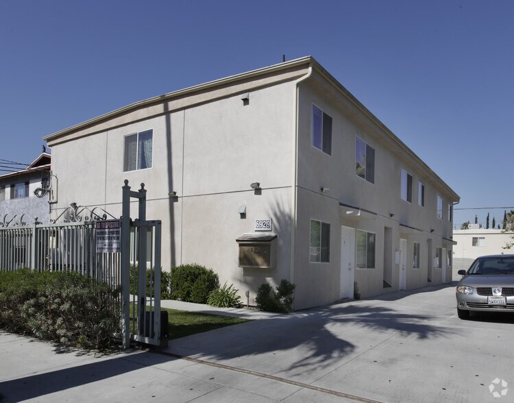 6929 Ben Ave North Hollywood Ca 91605 Apartments Property For 6 Unit Apartment Building Offered At 1 975 000 A 4 46 Cap Rate In North Hollywood Ca