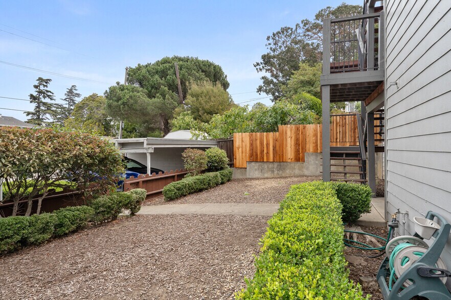 124 Louisiana St, Vallejo, CA for sale - Building Photo - Image 3 of 24