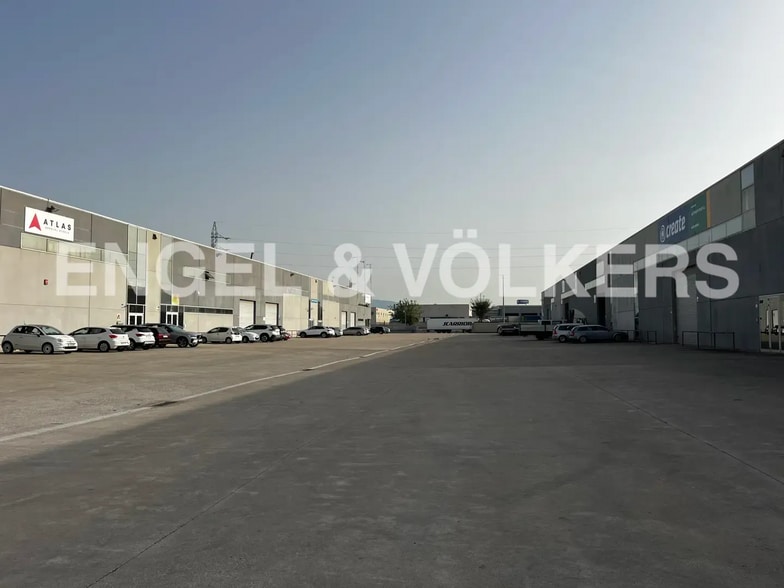 Industrial in Montornès del Vallès, Barcelona for lease - Building Photo - Image 2 of 3