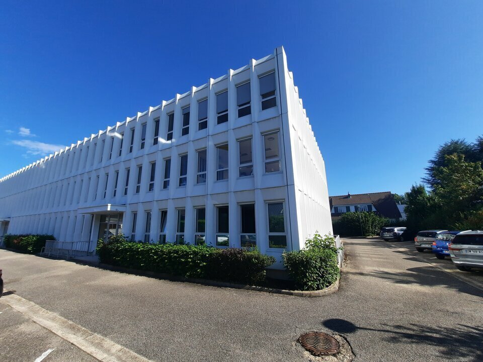 Office in Bihorel for lease Building Photo- Image 1 of 15