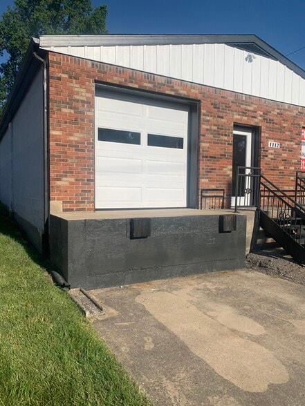 1112 S Morton St, Bloomington, IN for lease - Building Photo - Image 3 of 22