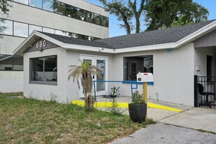 North Semoran Auto Plaza - Automotive Property