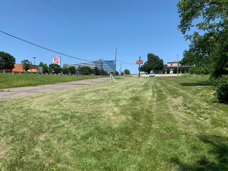 4110 N Lindbergh Blvd, Bridgeton, MO 63044 4110 N. Lindbergh