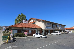 Hacienda Square - Retail Space