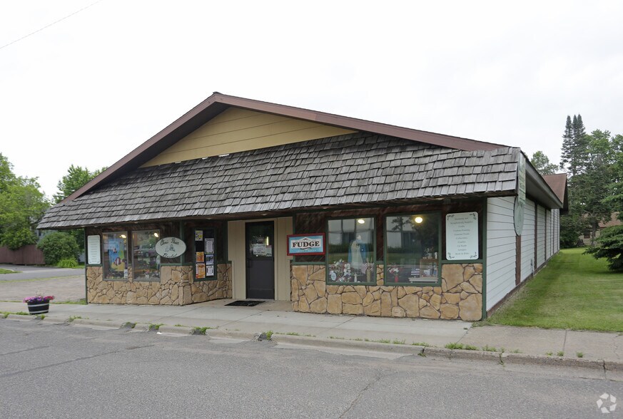 322 Commercial Ave N, Sandstone, MN for sale - Primary Photo - Image 1 of 1