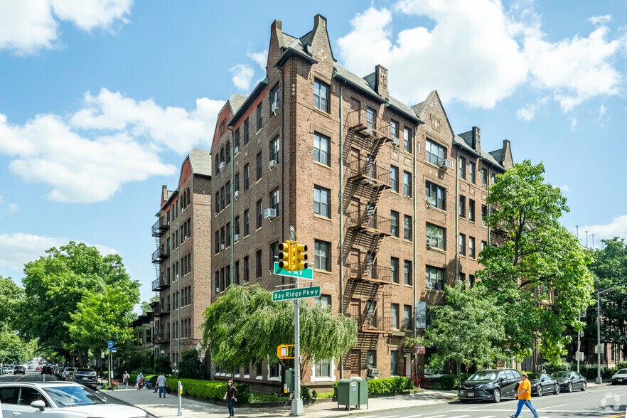 7501 4th Ave, Brooklyn, NY for sale - Building Photo - Image 1 of 3
