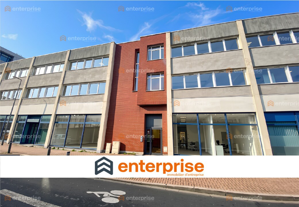 Office in Lille for lease Building Photo- Image 1 of 7