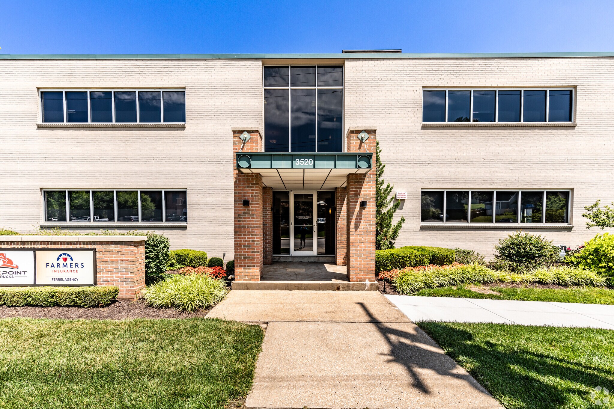 3520 W 75th St, Prairie Village, KS for sale Primary Photo- Image 1 of 1