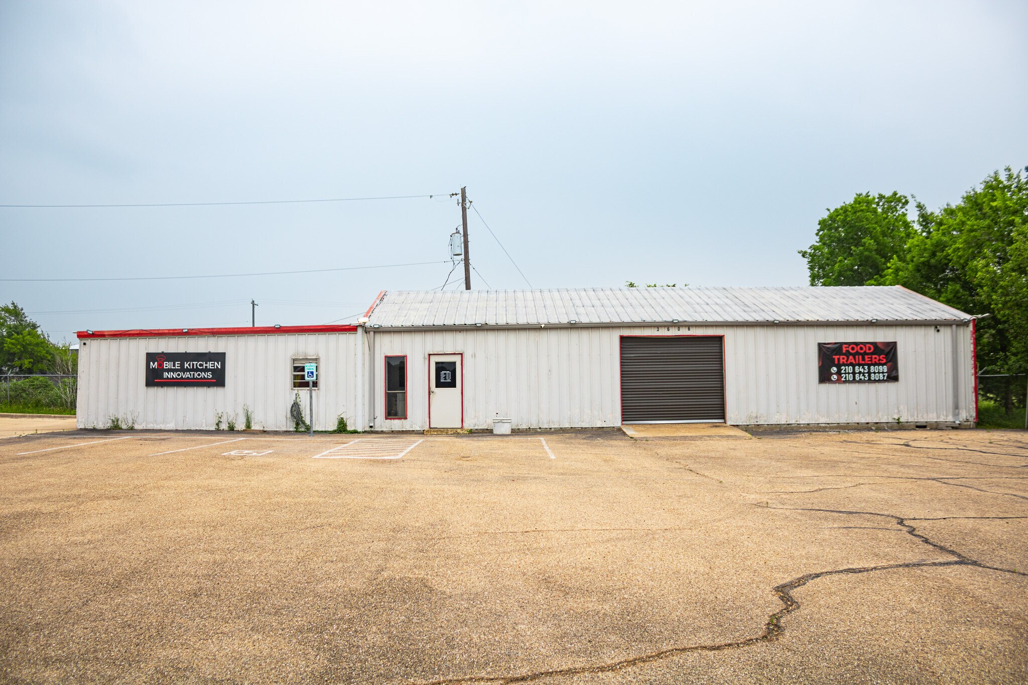 3606 Tabor Rd, Bryan, TX for lease Interior Photo- Image 1 of 10