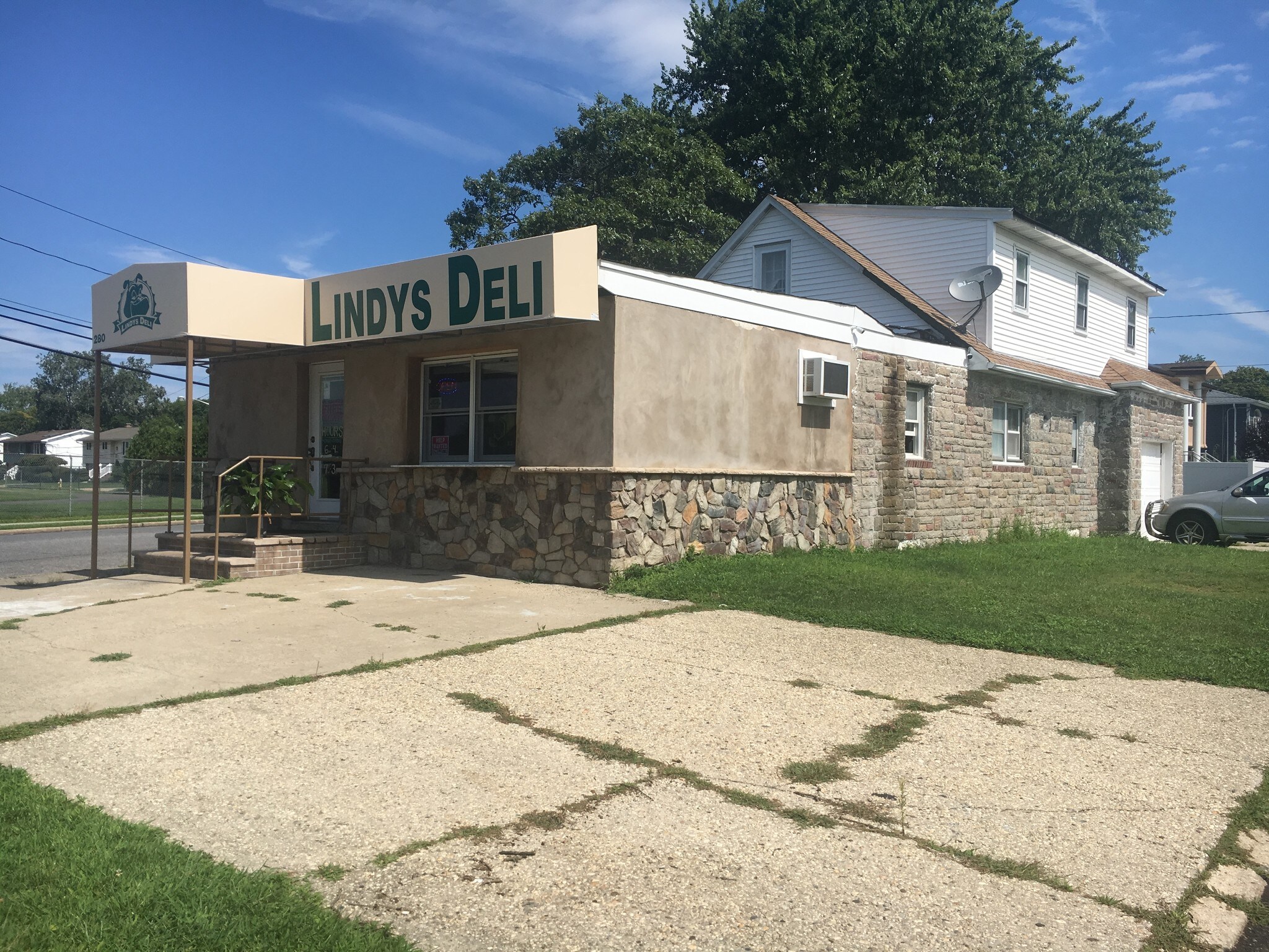 280 E John St, Lindenhurst, NY for sale Building Photo- Image 1 of 1