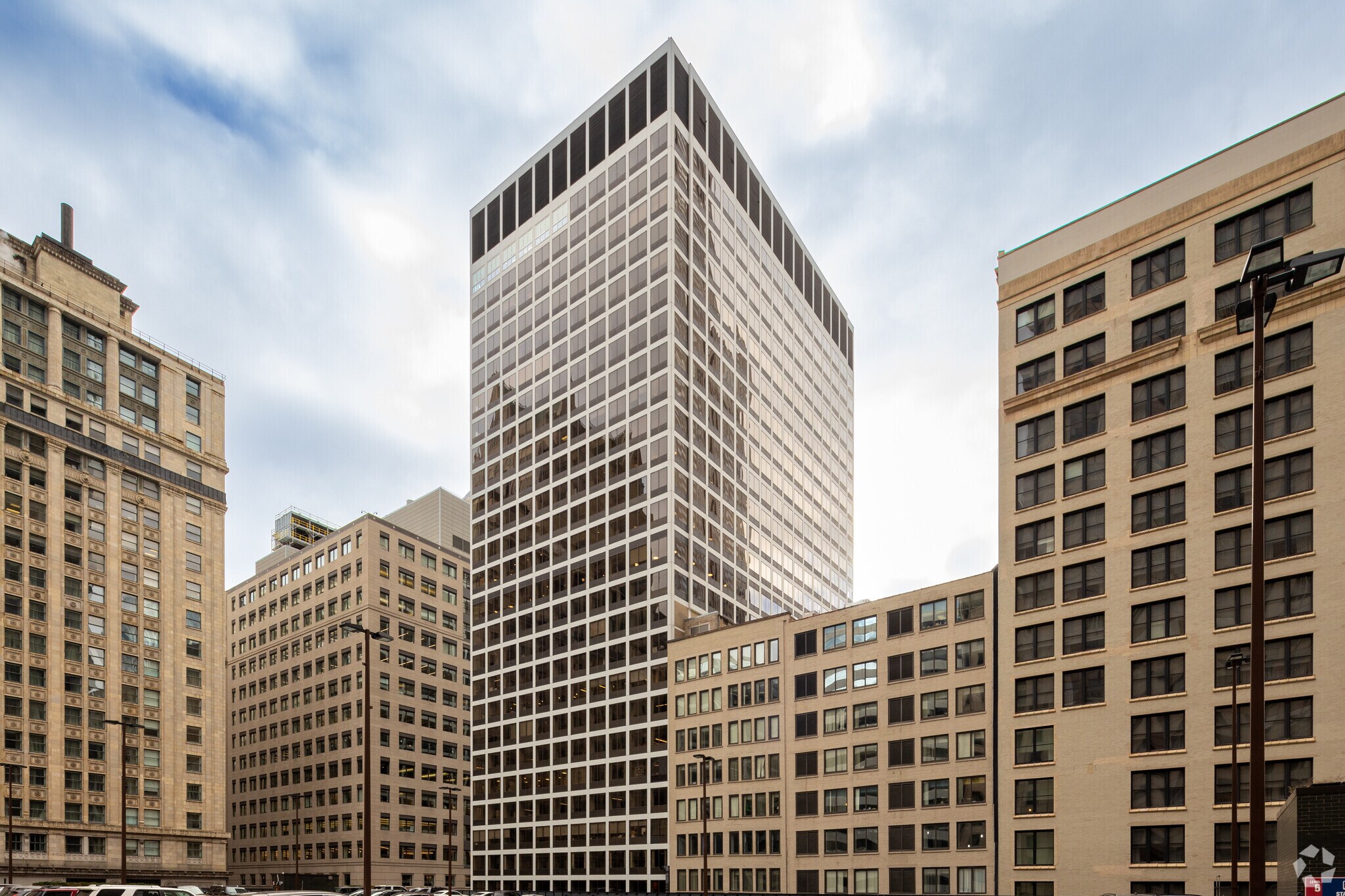 175 W Jackson Blvd Suite 600 Chicago Il 60604 200 W Jackson Blvd, Chicago, IL 60606 - 200 West Jackson | LoopNet