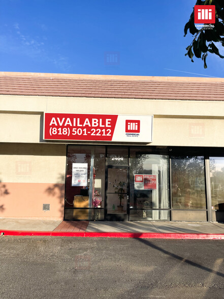 2408-2480 Stearns St, Simi Valley, CA for lease - Building Photo - Image 2 of 6