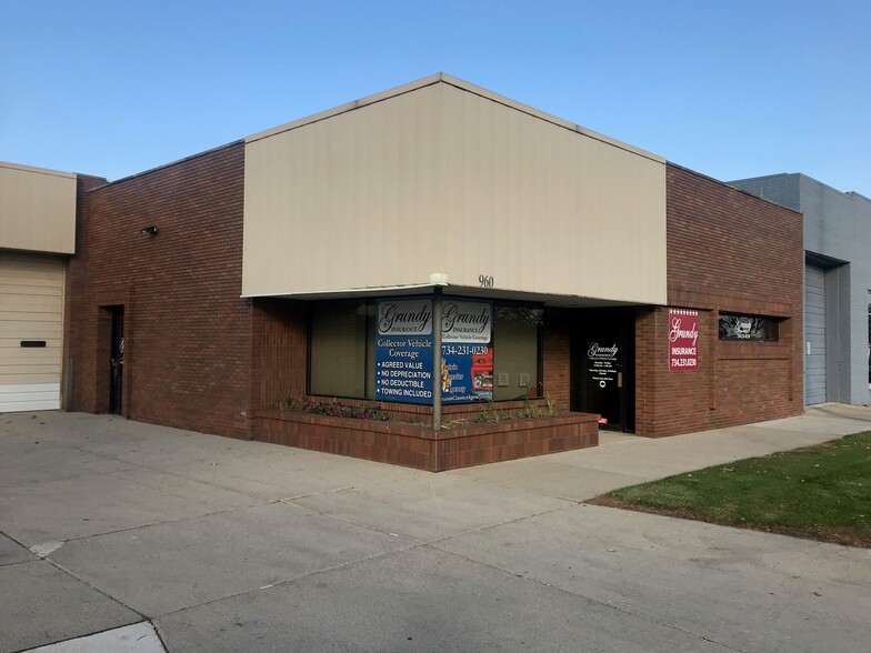 960 Biddle Ave, Wyandotte, MI for lease - Building Photo - Image 1 of 9