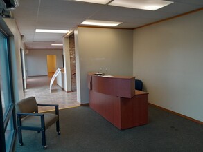 207 N Dennis St, Kennewick, WA for lease Interior Photo- Image 2 of 2