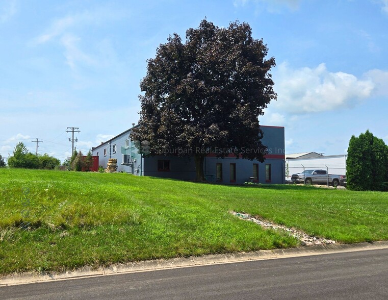 1215 Deer St, Yorkville, IL for lease - Building Photo - Image 1 of 15