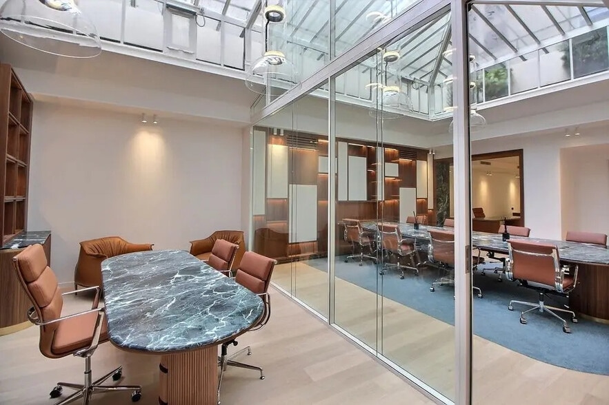 36 Rue Serpente, Paris for lease - Interior Photo - Image 3 of 9