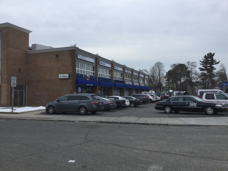 1805 Fifth Ave, Bay Shore, NY for sale - Primary Photo - Image 1 of 1