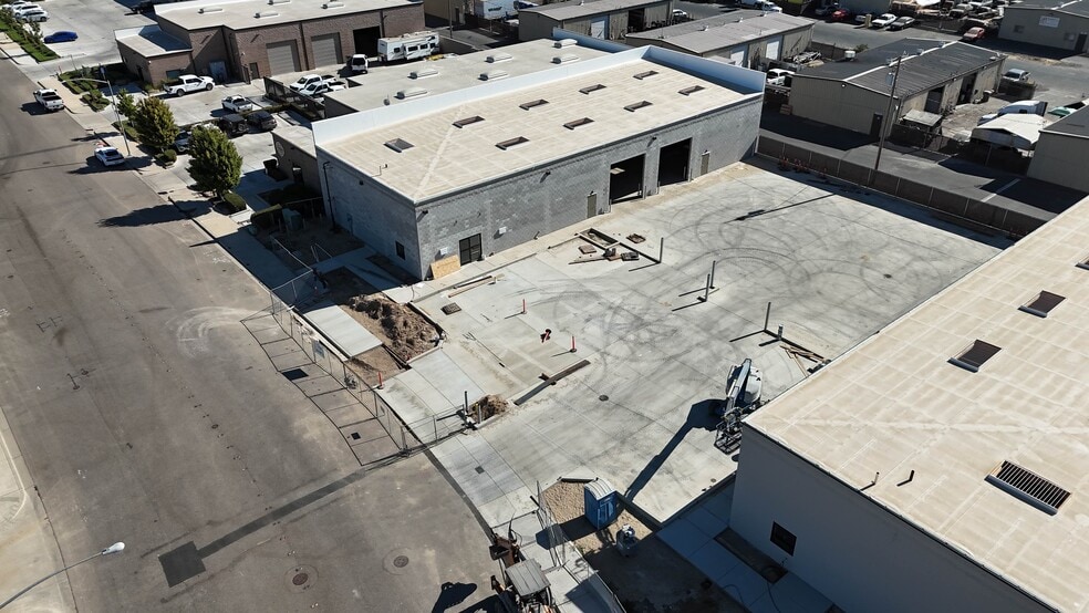 1750 Olympic Dr, Turlock, CA for lease - Building Photo - Image 1 of 9
