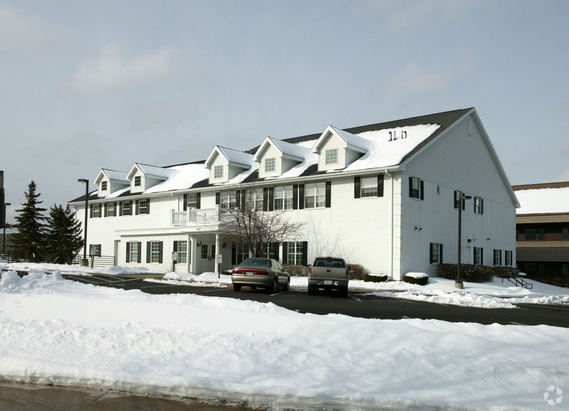 6421 Enterprise Ln, Madison, WI 53719