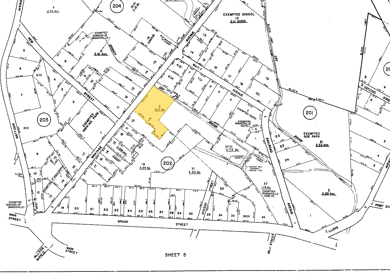 22 Wantage Ave, Branchville, NJ 07826