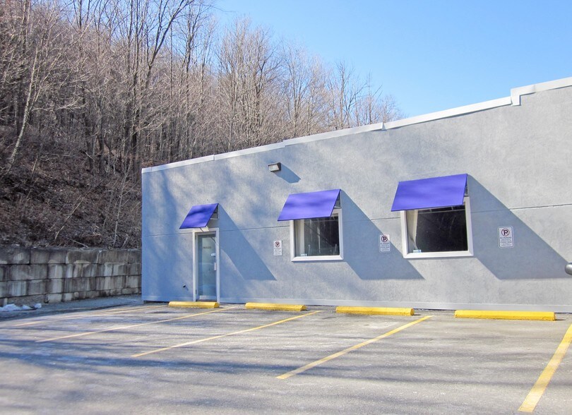 239 Northern Blvd, Clarks Summit, PA for sale - Building Photo - Image 2 of 21