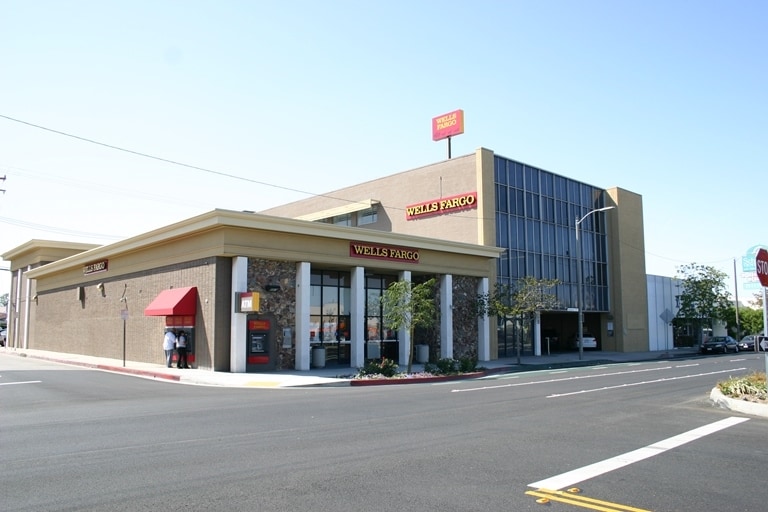 13543-13545 Hawthorne Blvd, Hawthorne, CA for lease - Primary Photo - Image 1 of 8