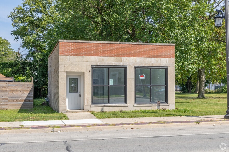 1209 S 5th Ave, Maywood, IL for sale - Primary Photo - Image 1 of 3