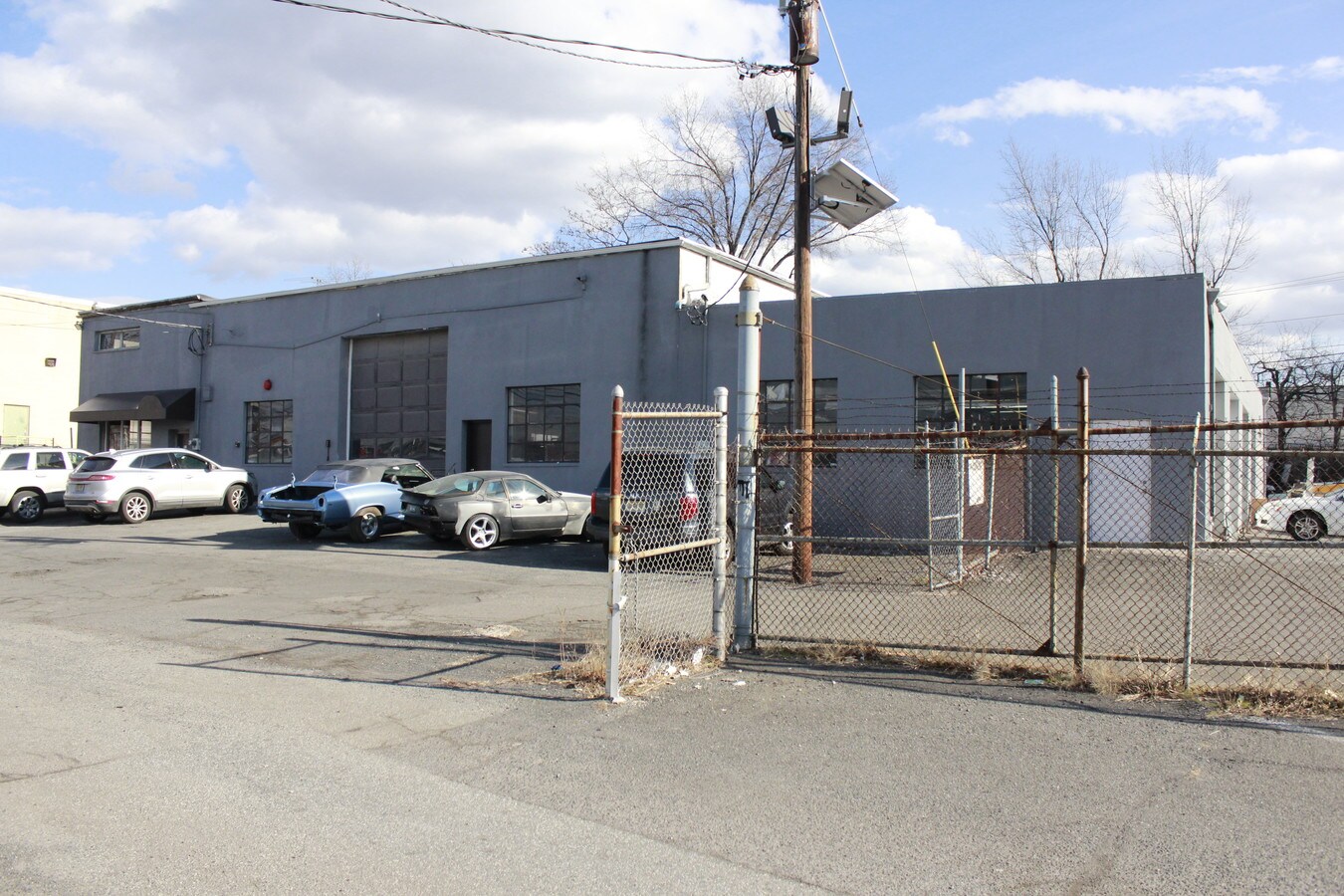 53 Clifton Blvd, Clifton, NJ 07011