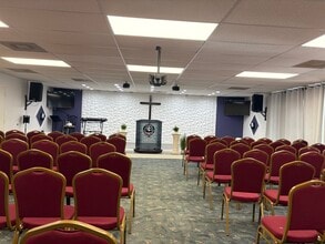 1402 Shepard Dr, Sterling, VA for lease Interior Photo- Image 1 of 3